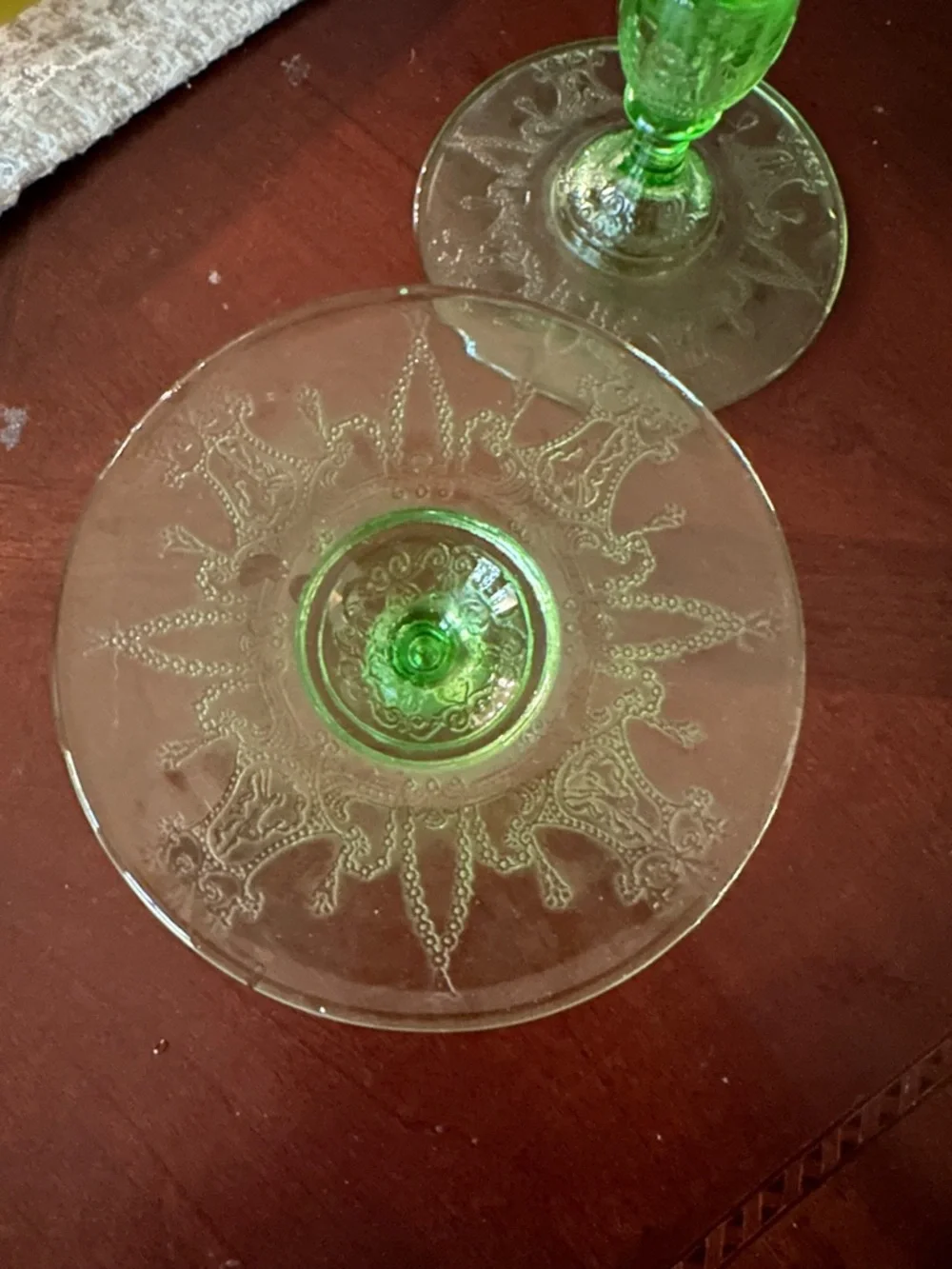HOCKING GLASS CO. CAMEO or BALLERINA GREEN RARE PAIR 3